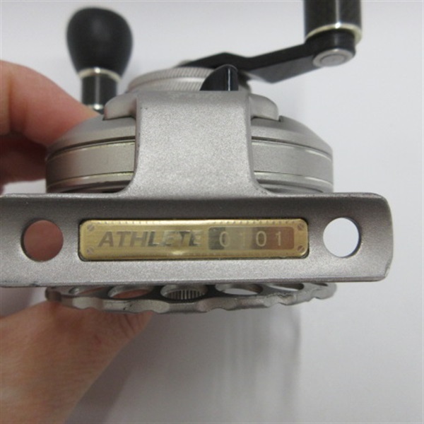 カセ筏師　ＴＨＥアスリート　ラガー６５Ｄ－ＴＧ　右